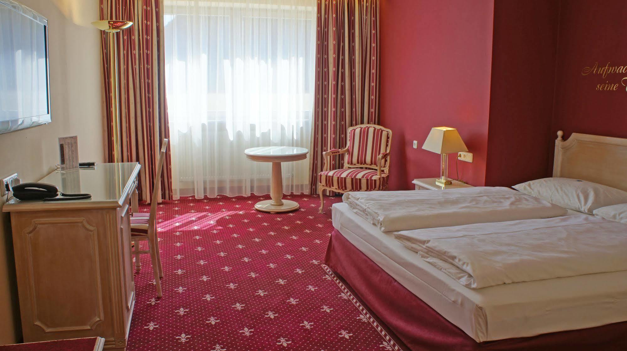 Dormero Hotel ブルクハウゼン エクステリア 写真